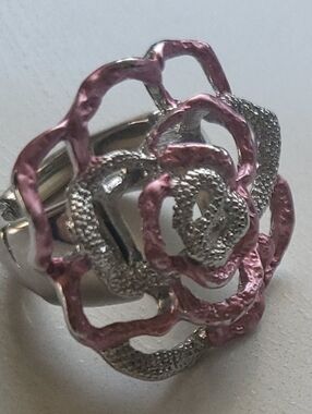 Pink & Silver Rose Floral Stretch Ring.